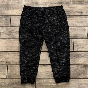 GAP women’s lightweight, sweatpants Black and Gray Joggers